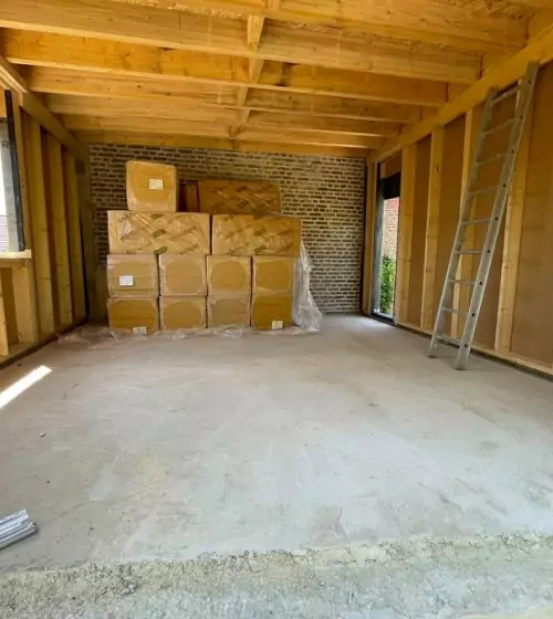 imgi_28_08-extensions-maison-bois-pose-pare-pluie-livraison-laine-bois-nettoyage-chantier