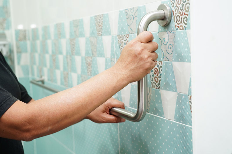 Salle de bains PMR - Accessibilité Handicap - Oise 60