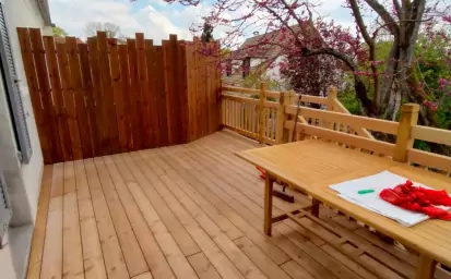 Aménagement extérieur en bois image 